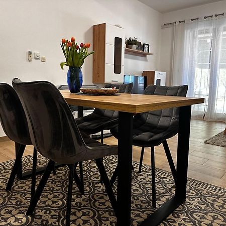 Apartmani Roko Biograd Na Moru Exterior photo