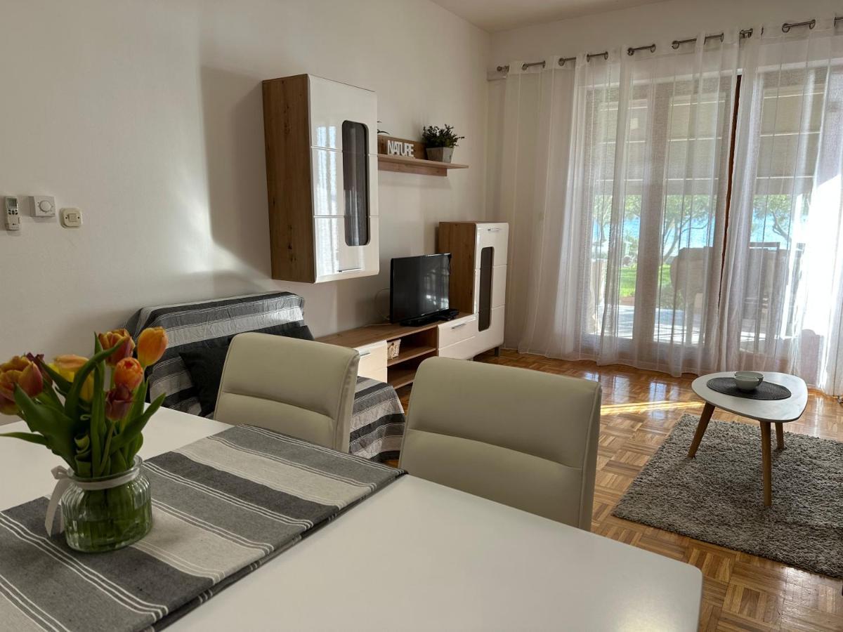 Apartmani Roko Biograd Na Moru Exterior photo