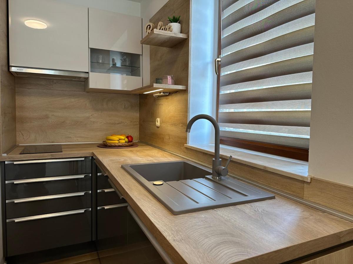 Apartmani Roko Biograd Na Moru Exterior photo
