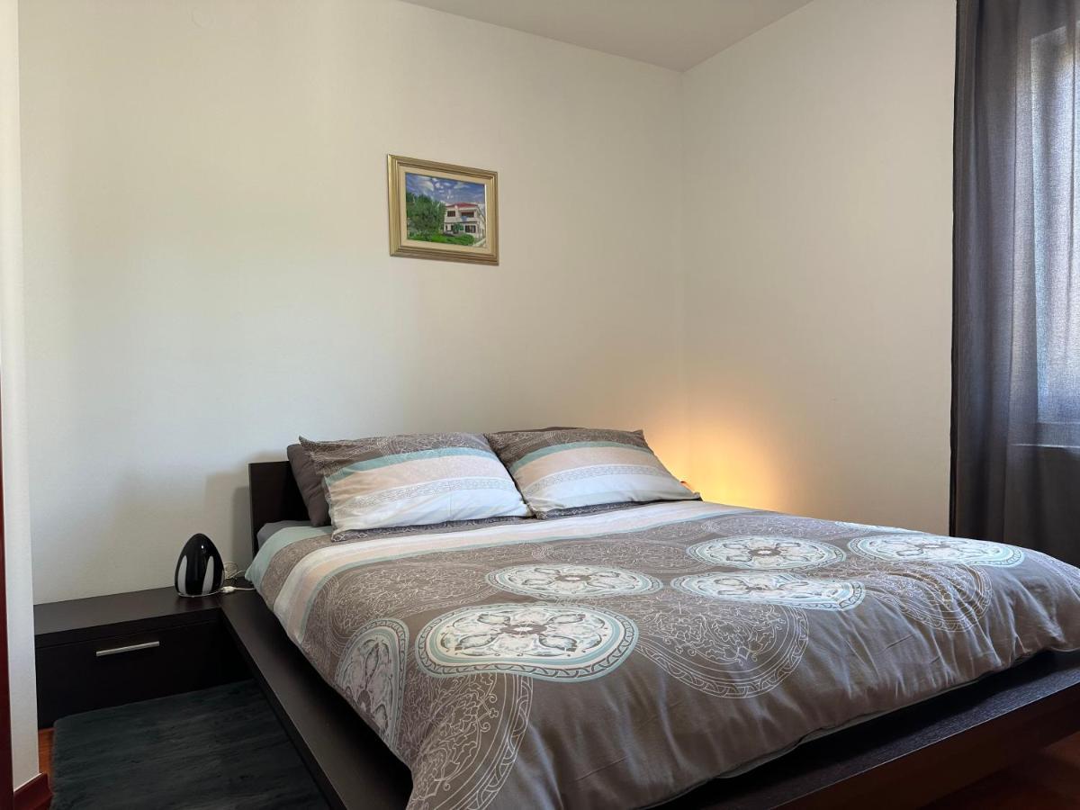 Apartmani Roko Biograd Na Moru Exterior photo